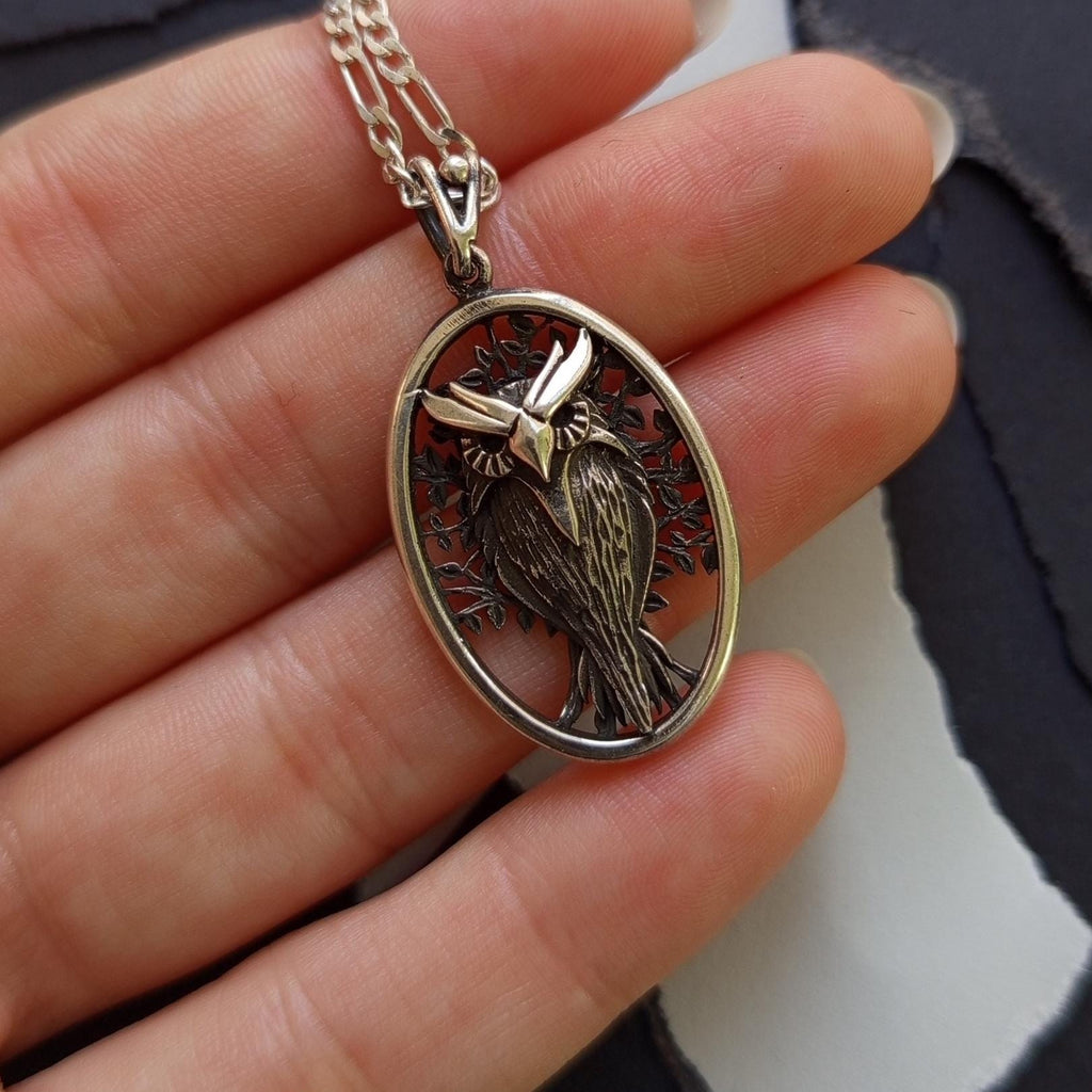Unisex Owl Pendant Necklace – Protection Symbol Jewelry