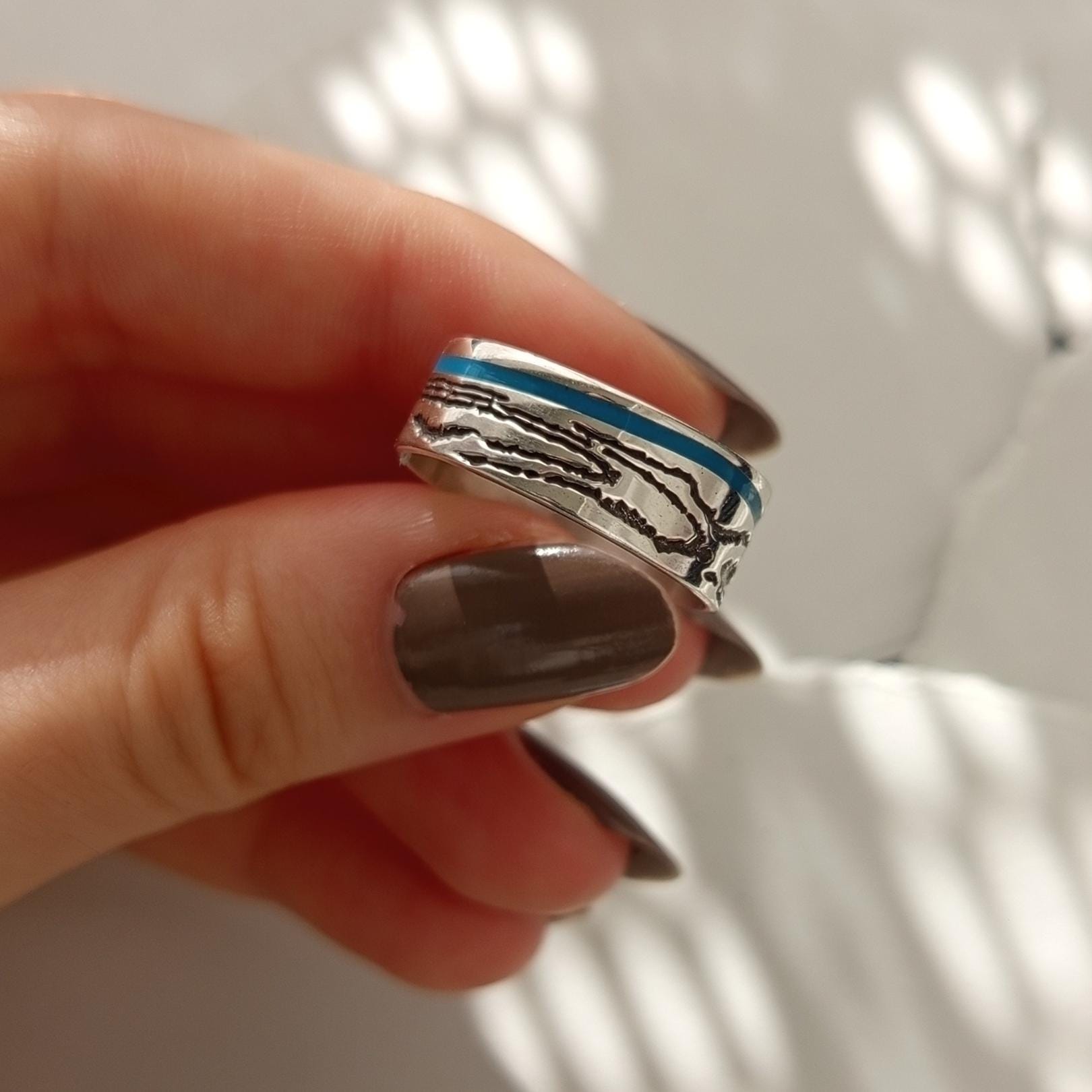 Sterling Silver Unisex Ring with Red or Blue Enamel – Minimal Band Ring, Everyday Jewelry