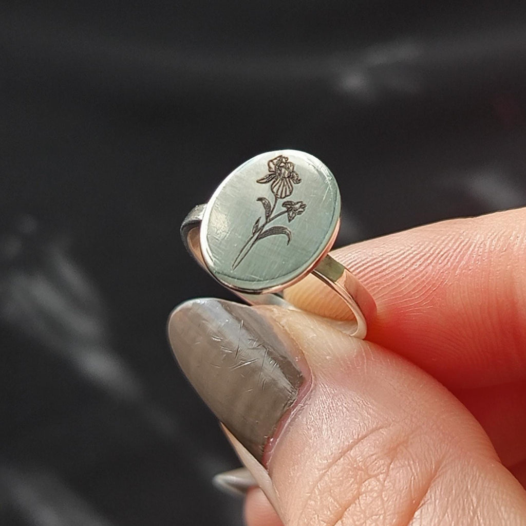Personalized Sterling Silver Birth Flower Signet Ring - Floral Engraved