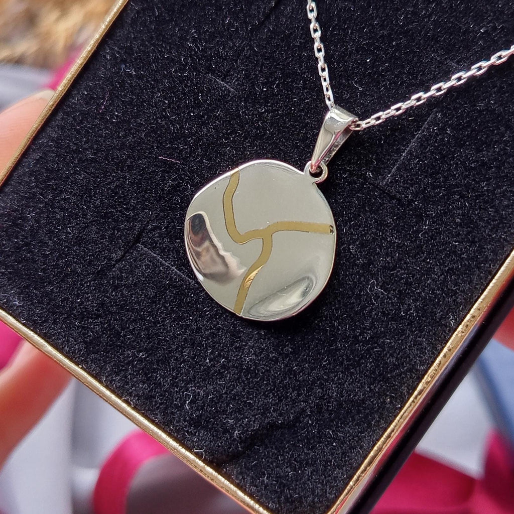 Gold Vein Kintsugi Necklace