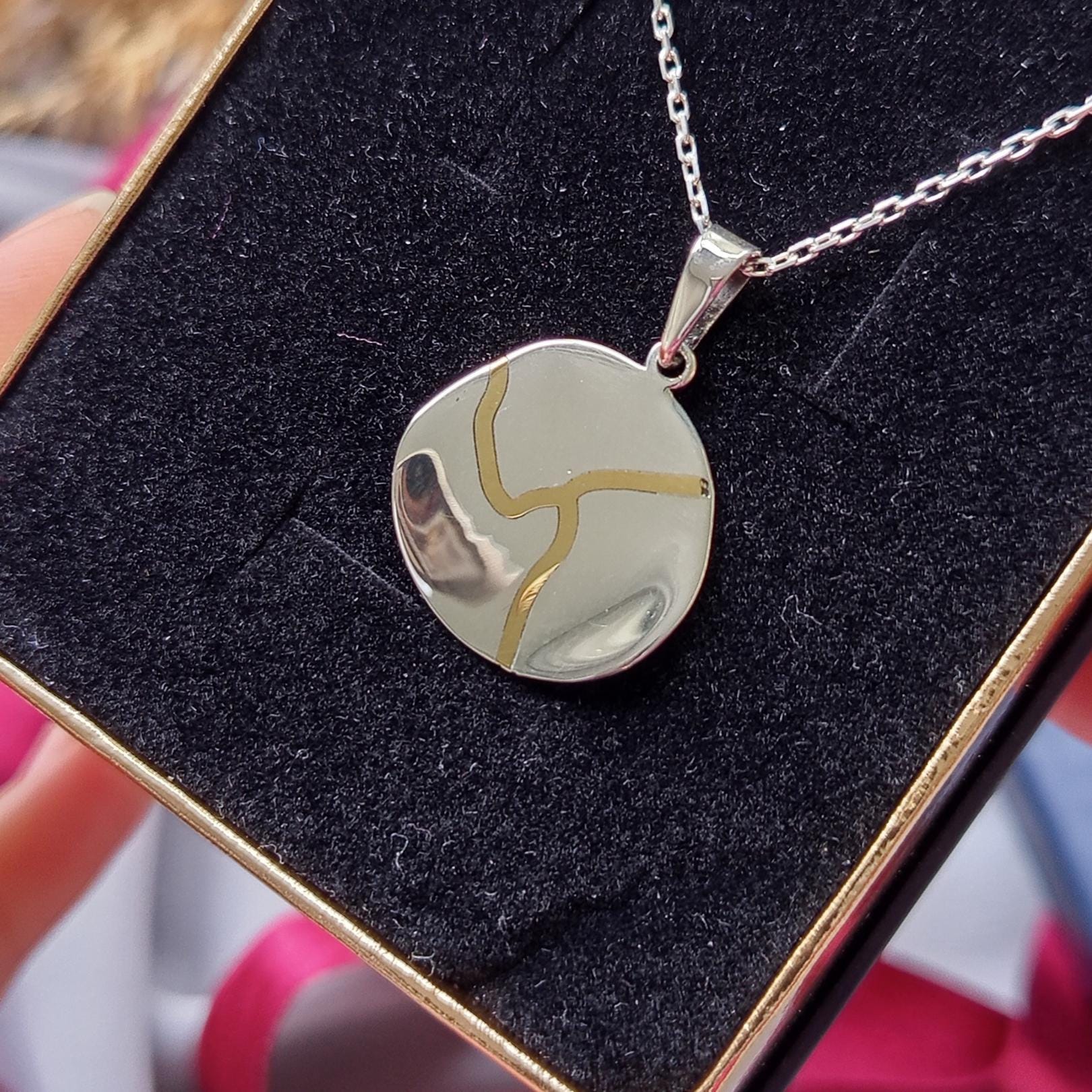 Gold Vein Kintsugi Necklace