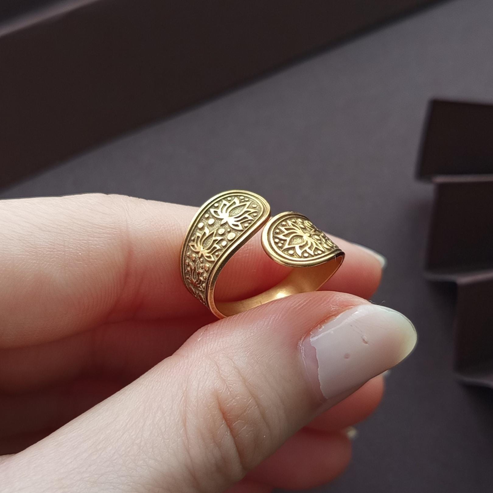 Gold Floral Ring – Engraved Botanical Adjustable Band